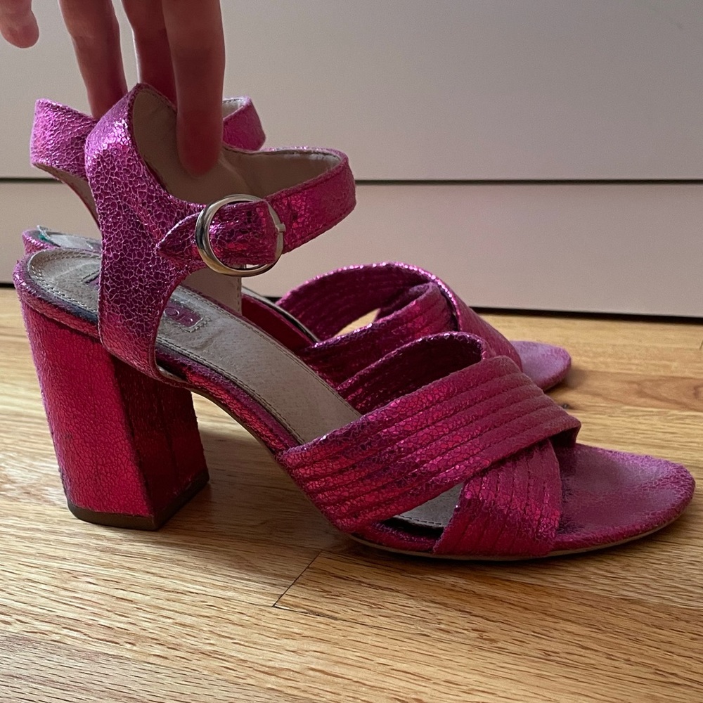 TOPSHOP hot pink crackle effect leather heels